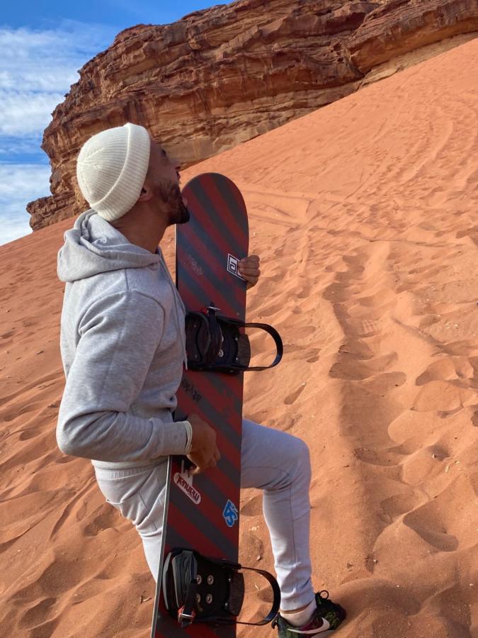 ホテルRed Planet Adventures Camp ワディ ・ラム エクステリア 写真