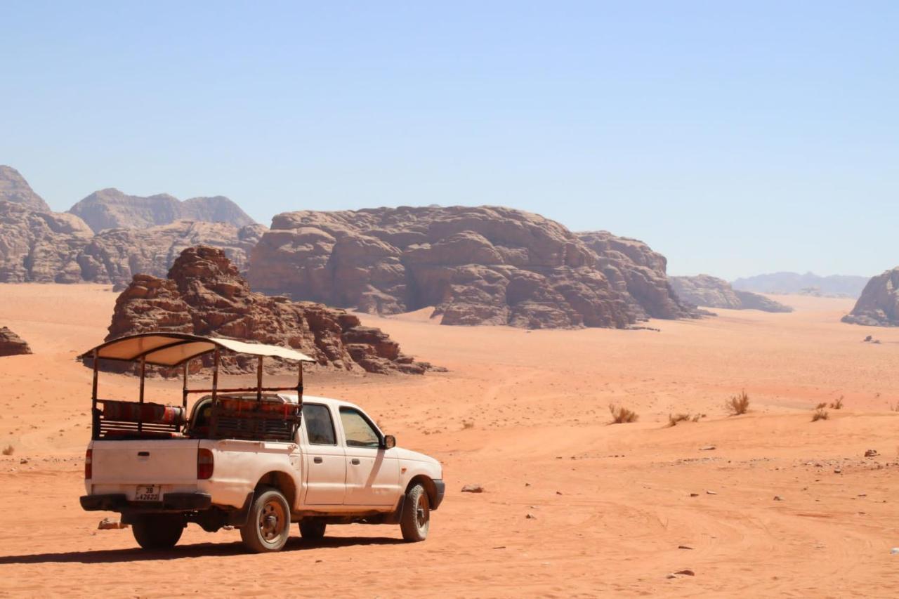 ホテルRed Planet Adventures Camp ワディ ・ラム エクステリア 写真